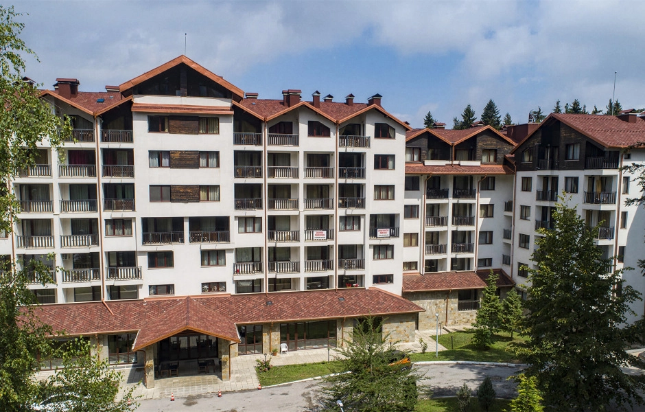 Боровец Гардънс